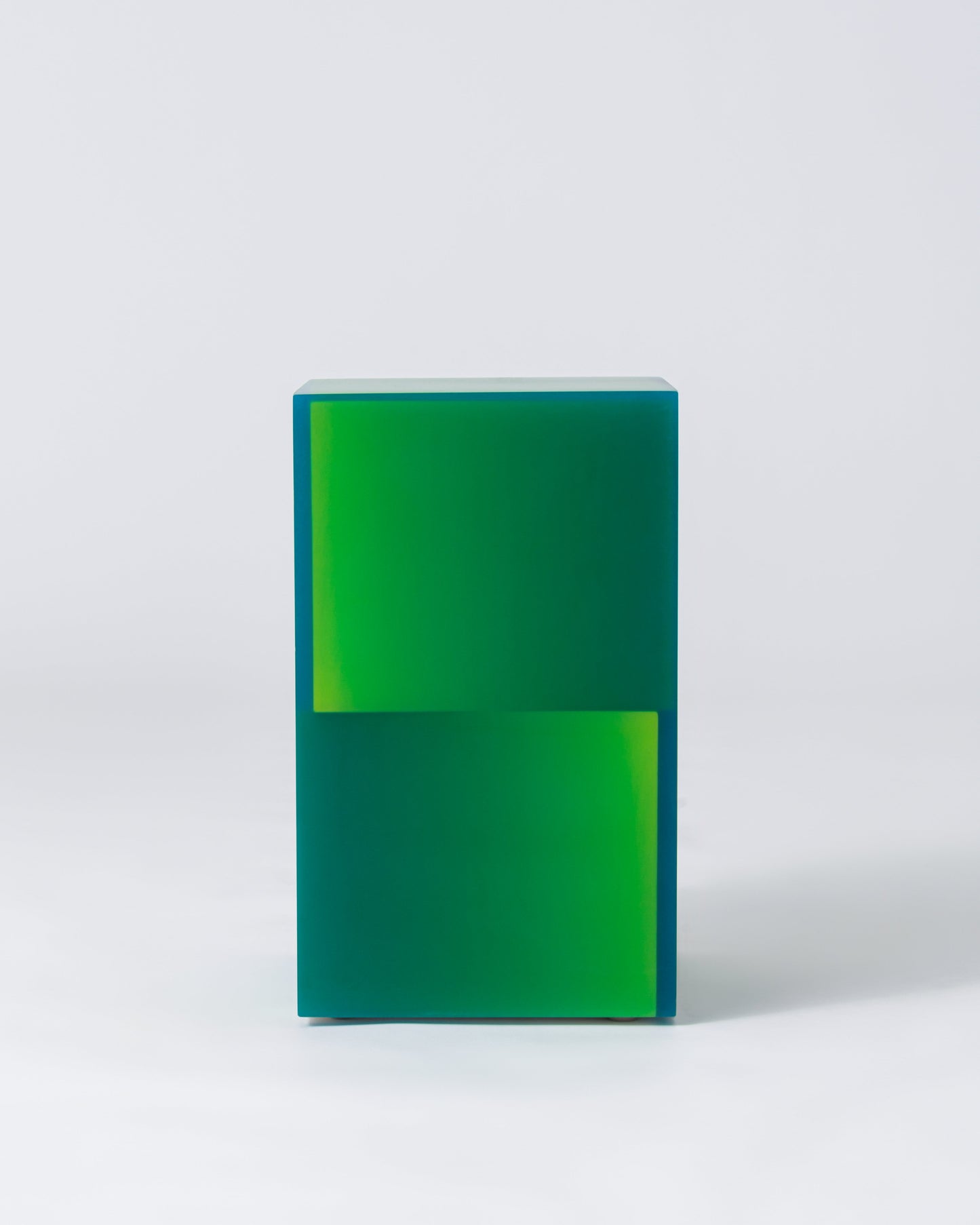 2-Way Shift Box in Green/Blue sitting facturestudio