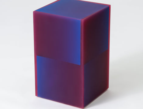 2-Way Shift Box in Red/Purple sitting facturestudio