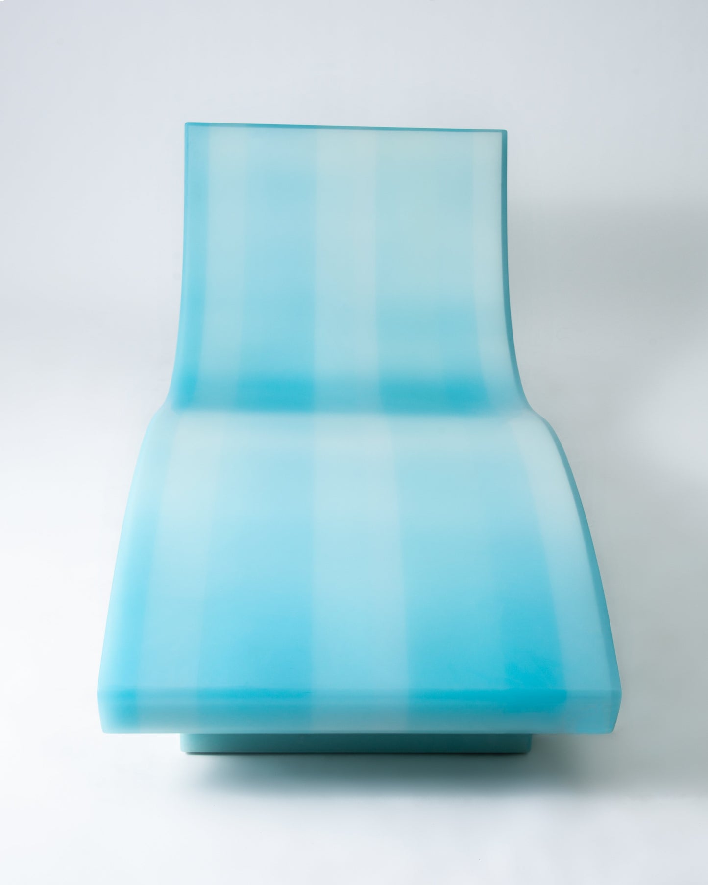 Ripple Chaise Lounge facturestudio